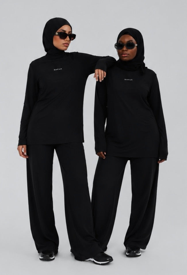 ensemble HENIA black